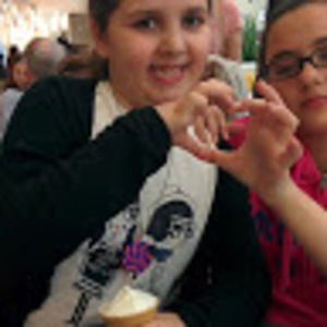 Meet your Posher, Simonah